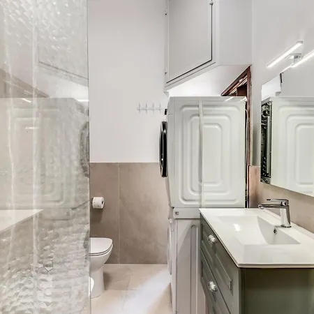 Vatican Eagle Appartement *