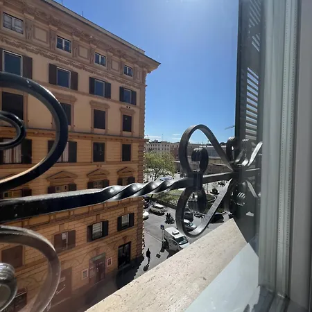 Vatican Eagle Apartment Rome